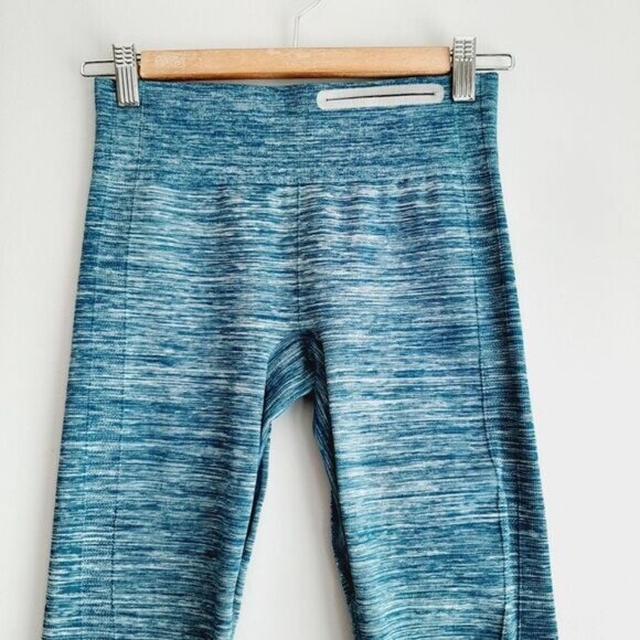 UNDER ARMOUR HeatGear Compression Crop Athletic Leggings Melange Blue Sz S - Picture 3 of 15